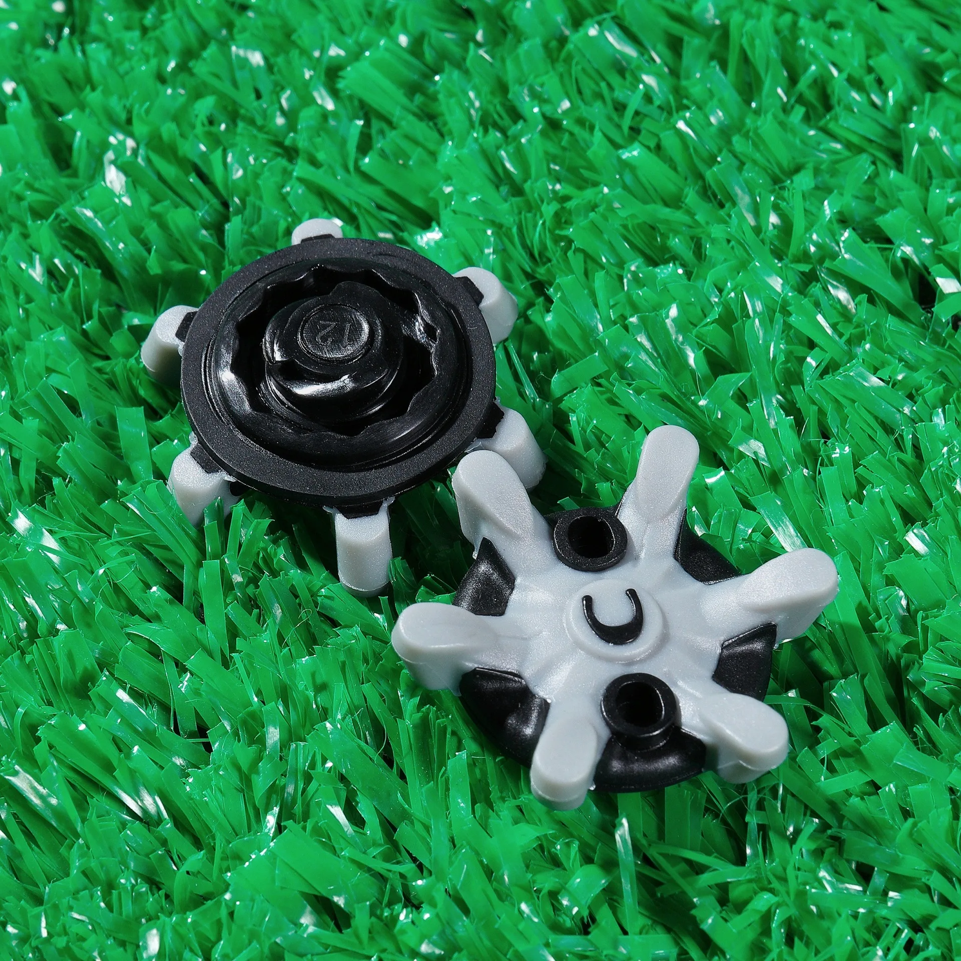 

14Pcs/Set RUbber Golf Shoe Spikes Replacement Shoes Cleat Fast Twist Screw Studs Stinger Training Aids Shoe Spikes Golf Tools
