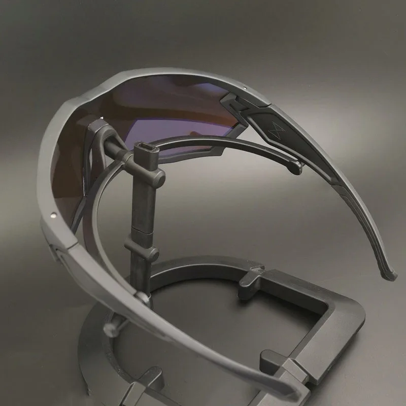 

TR90