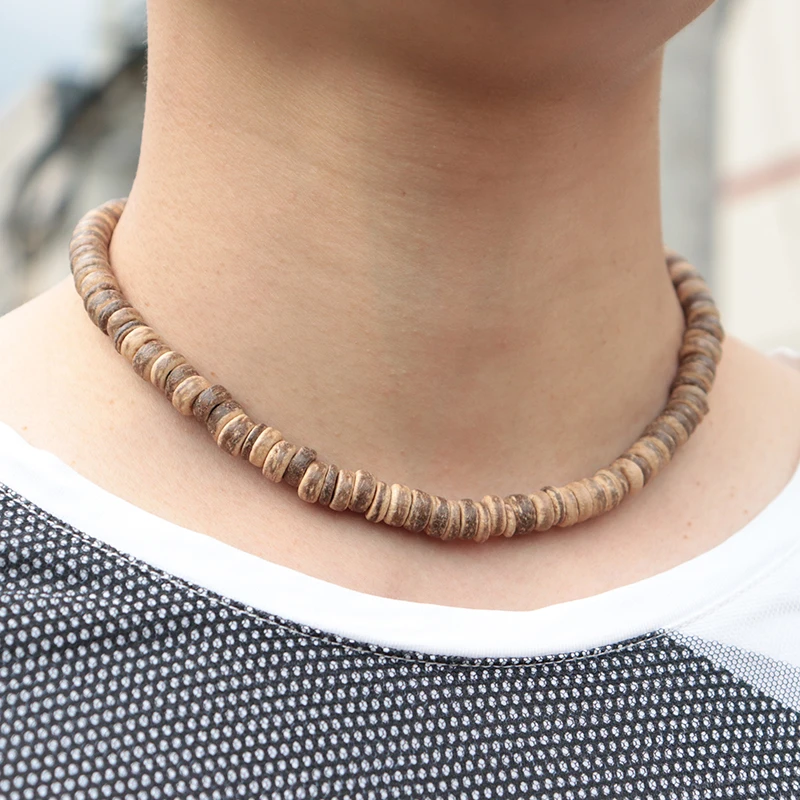 Мужское короткое ожерелье в стиле бохо винтажное из скорлупы кокосового ореха