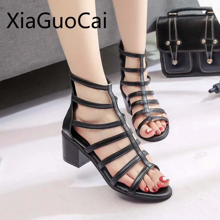 

Сандалии женские на высоком каблуке, модные пикантные босоножки рома, европейские и американские, летние с прорезями