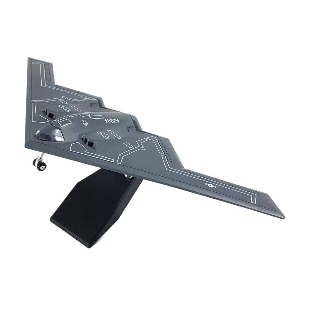 Коллекционный Сувенирный бомбардировщик ВВС США модель B2 1/200 для рабочего стола -