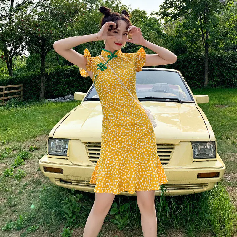 

Women's Summer New Sweet Polka-dot Printed Cheongsam Fresh Wind Flying Sleeves Ruffled Slim Girl Daily Short Dress