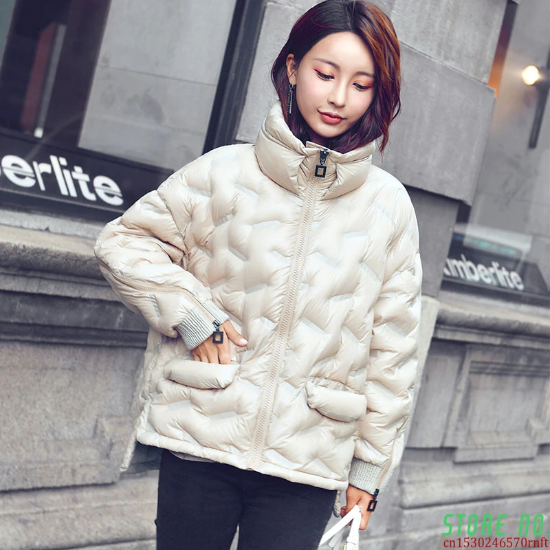 

2020 Bread Service Light Plus Size Winter Down Jacket Women Short Paragraph Loose Fashion Cloak Jacket Female Outerwear YRF22