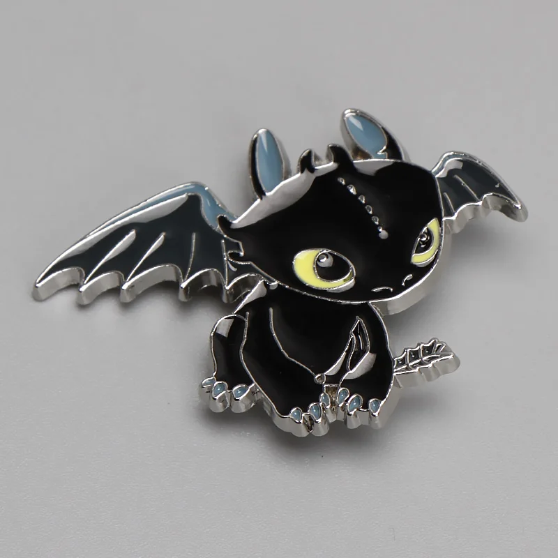 old black brooch 15 см Белый Беззубик Как приручить дракона 3 плюшевая игрушка Ночная фурия мягкий белый дракон чучело животное кукла игрушки светильник Fury - Цвет: old black brooch
