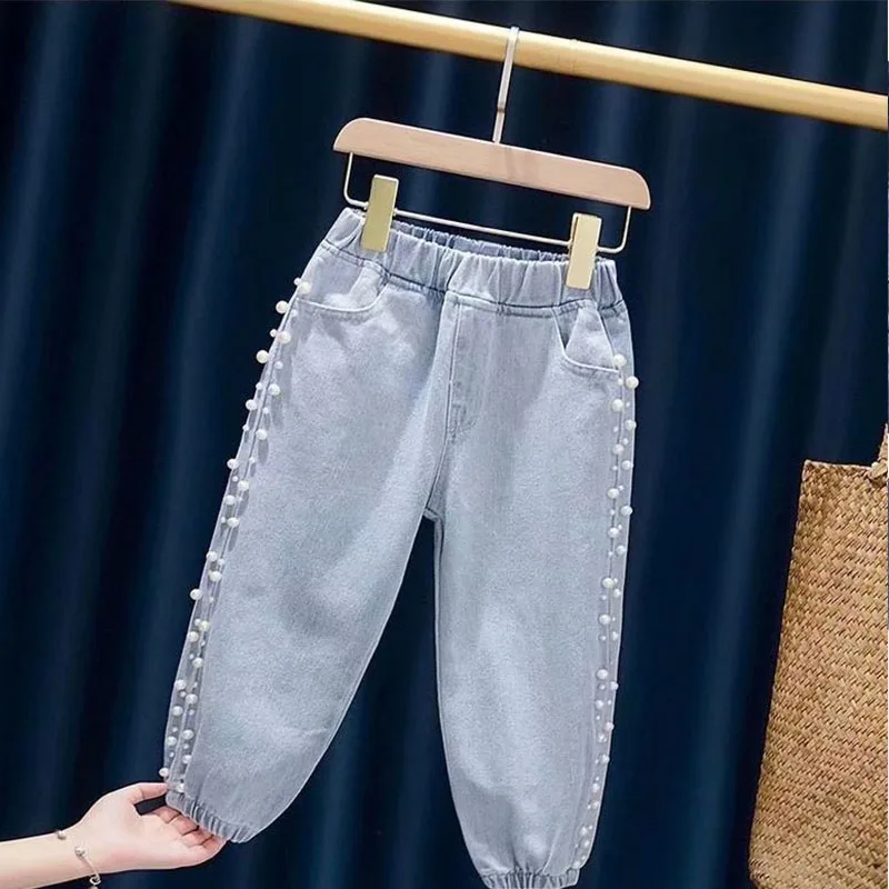 Комплект одежды для девочек хлопковый с футболкой и джинсовыми штанами