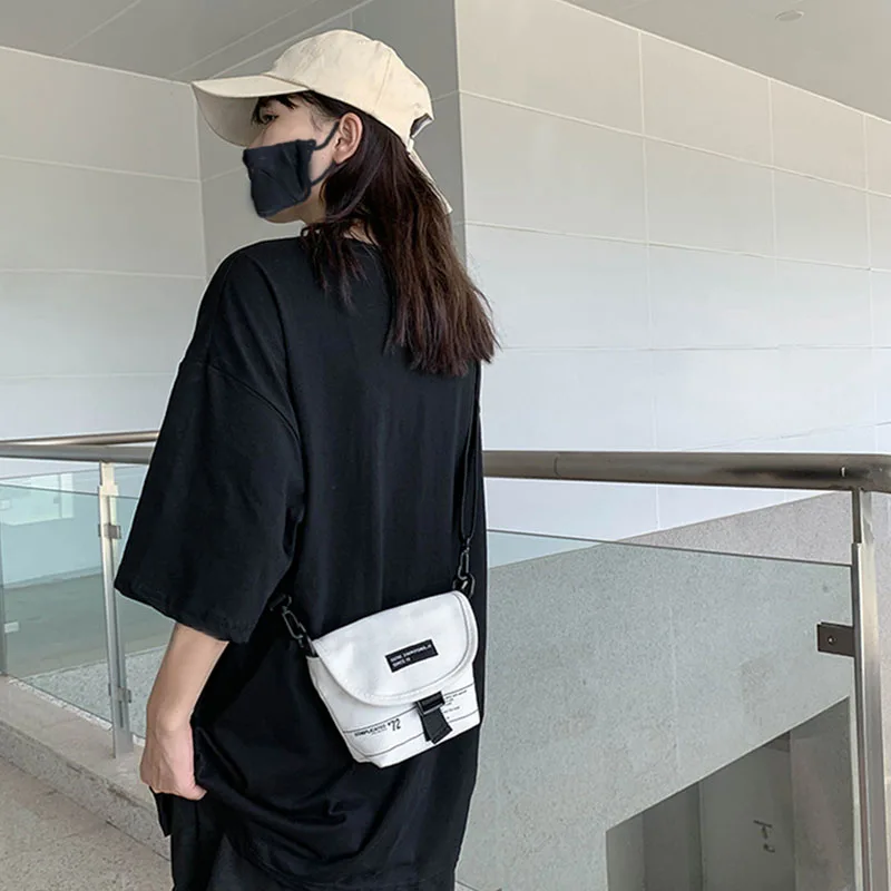 

Trendy Design Men's And Women's Small Messenger Bag Canvas Mini Bag Casual Female Bag Men's Bag Simple Student Bag Sports Bag