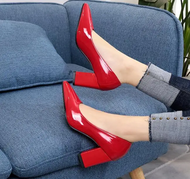 Туфли лодочки женские на толстом каблуке ПУ кожа круглый носок без застежки