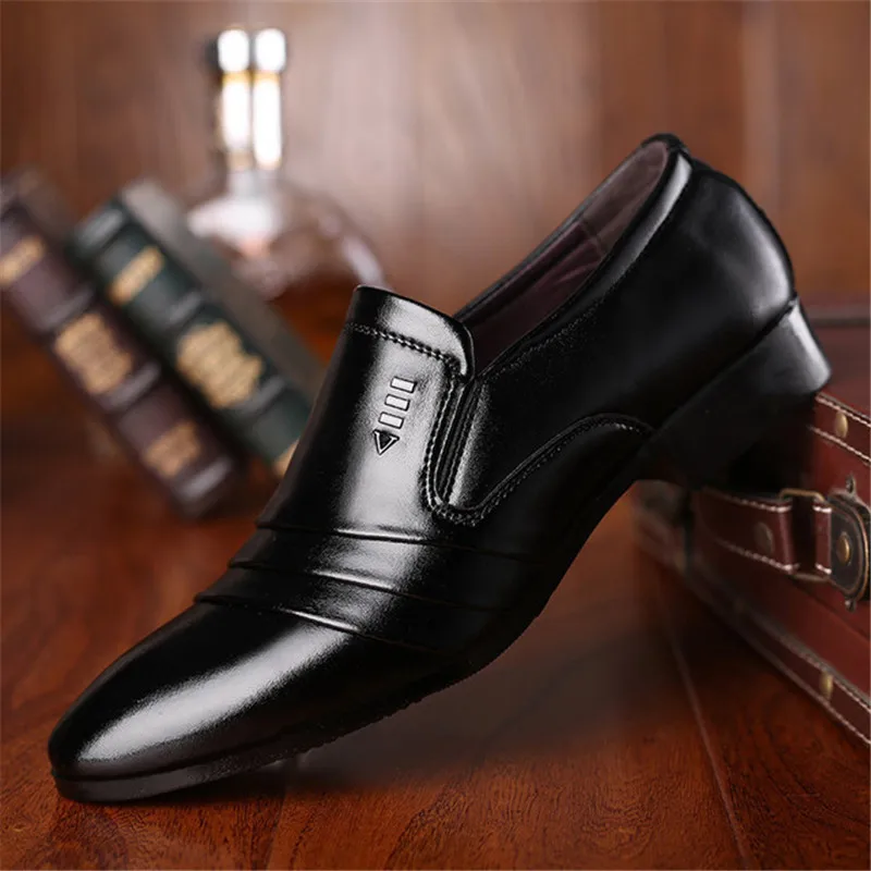 

High Quality Men Formal Shoes Men Oxford Leather Dress Shoes Fashion Business Men Shoes Pointed Wedding Shoes italy pointed new
