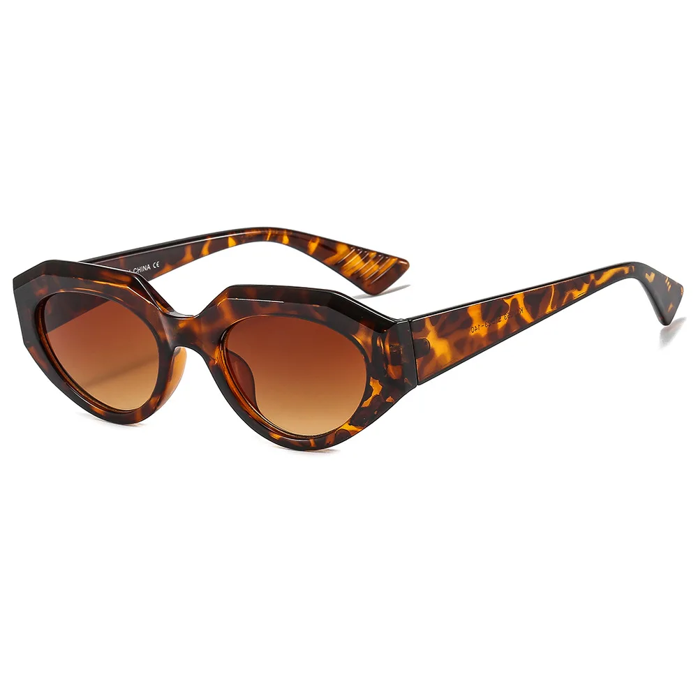 

2021 New Retro Cat Eye Sunglasses Polygon Trimming Small Frame Outdoor Eyeglasses Female Glasses