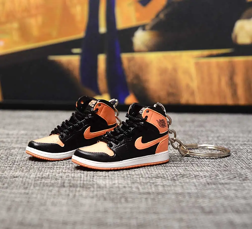 a pair w metal ring Дропшиппинг тапки обуви брелок 1 3D мини-кроссовки "OW CHICAGO" Спортивная обувь тапки брелки - Цвет: a pair w metal ring