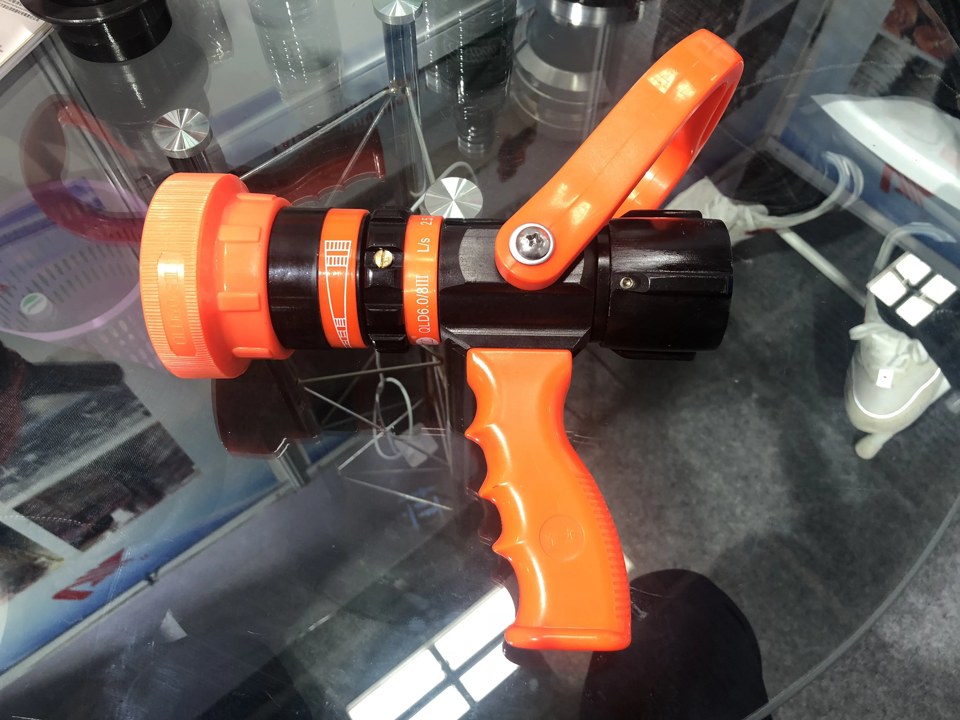 

Wholesale High Quality Grip Spray Jet Water Gun American Type 1.5 Fire Hose Nozzle