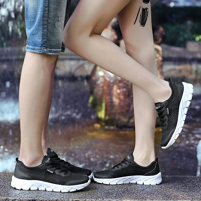 

Men Outdoor Sneakers Women Light Running Shoes Quick-Drying Water Shoes Summer Breathable Beach Barefoot Shoes Plus Size 35-48