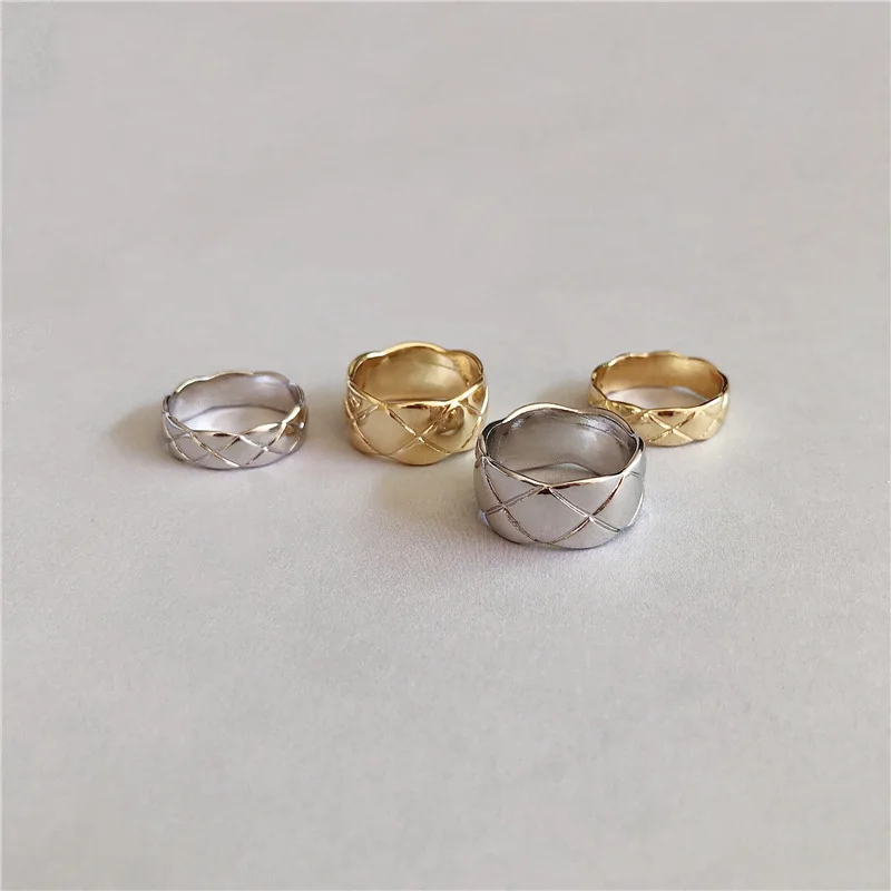 Корейские простые дизайнерские сетчатые кольца с ромбовидными морщинами