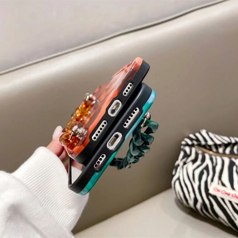 

Vintage Amber Pattern Chain Bracelet Phone Case For iphone 12Pro MAX 11 Pro MAX XS MAX XR X 7 8 PLus Retro Wristband Soft Cover