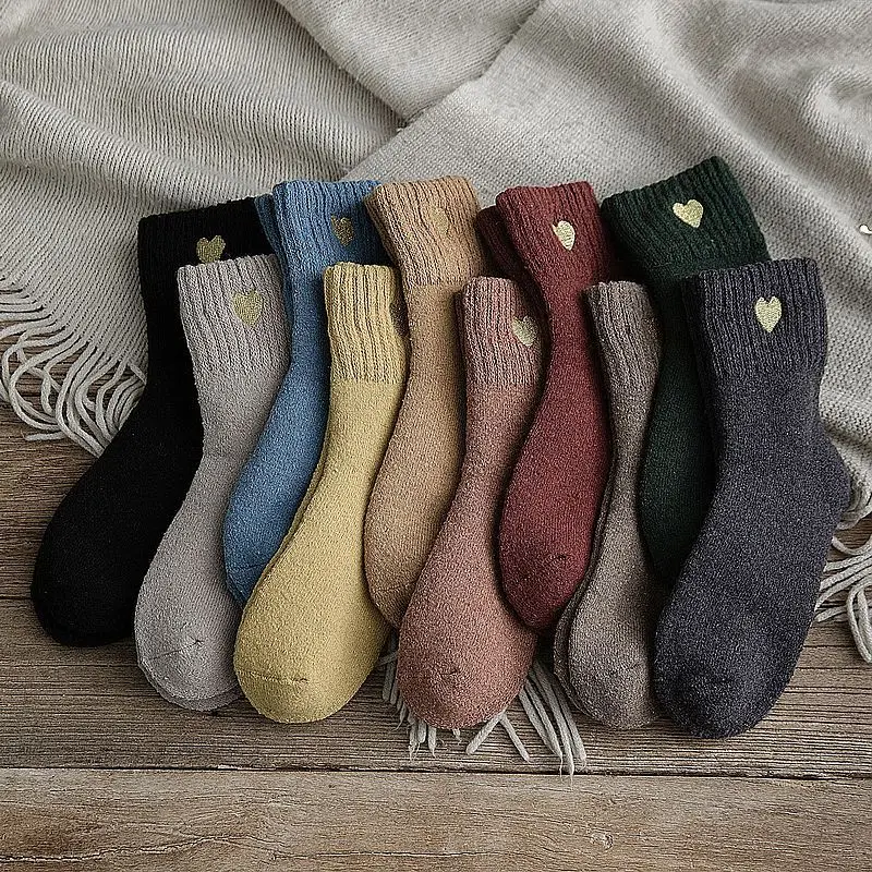 

Autumn and winter embroidery love pattern women's socks warm thick bottom ladies wool socks kawaii female warm winter socks