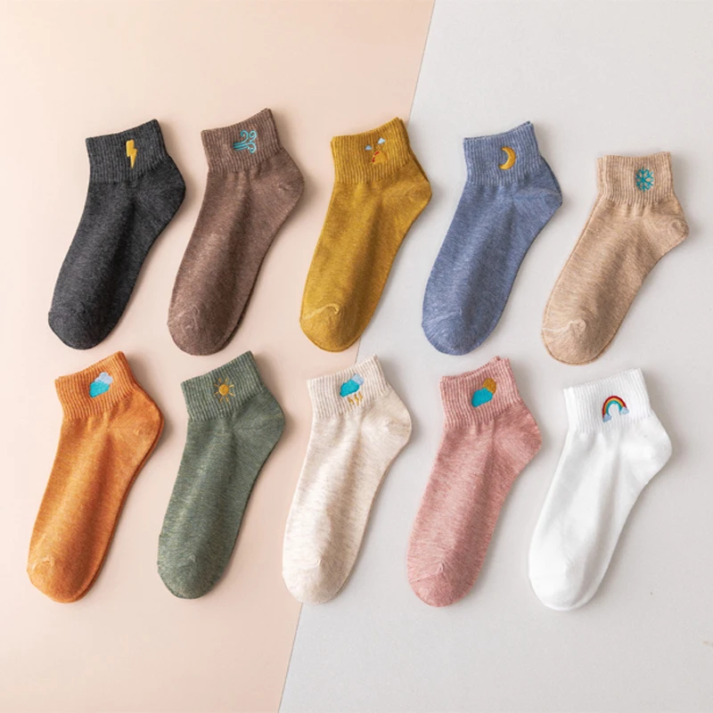 

5 Pairs Cotton Socks Women Fashion Sun Rainbow Lightning Snowflake Embroidery Cute Solid Ankle Socks Winter Creative Girls Socks