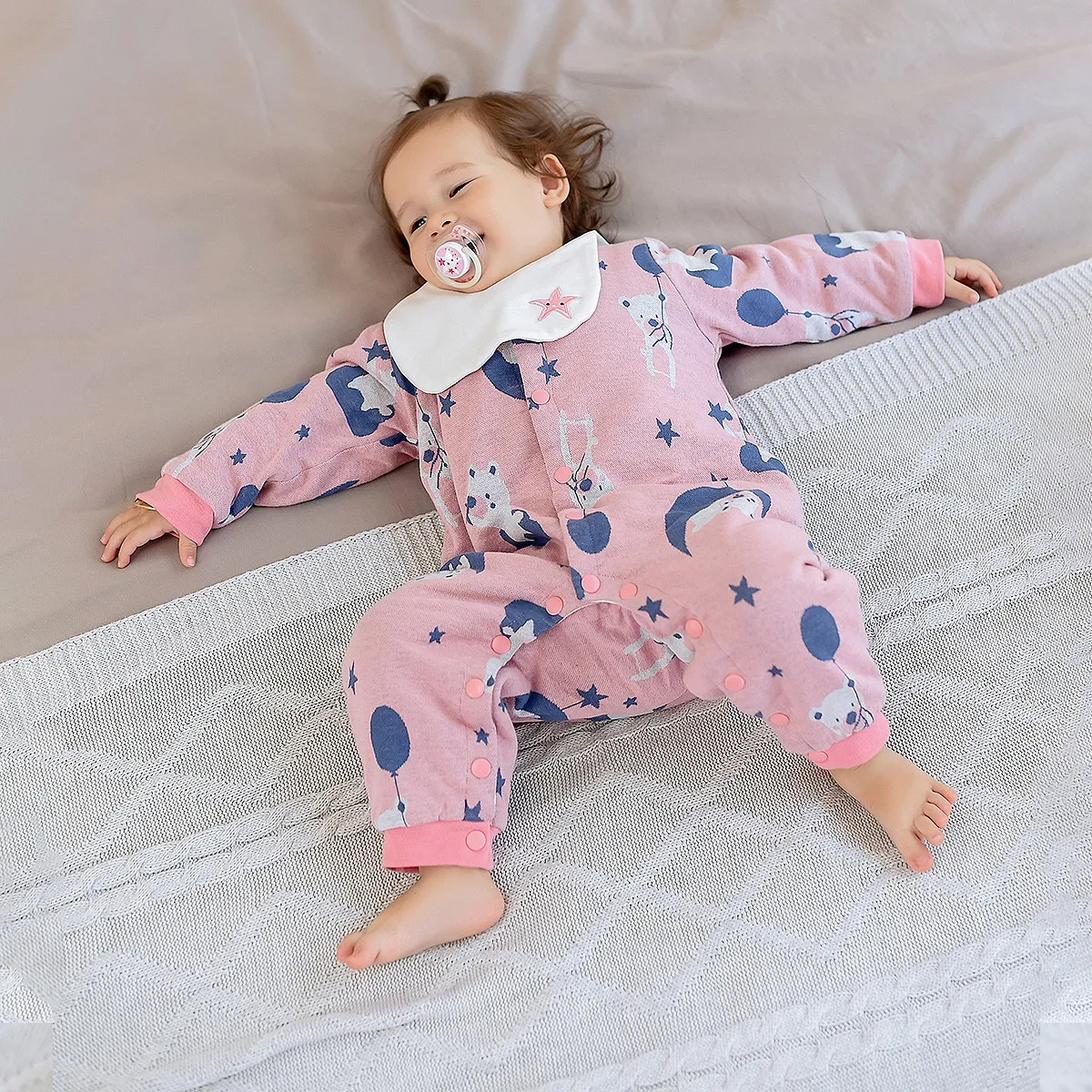 

Newborn Baby Romper Clothes Cotton Winter Jumpsuit with Bib 0-12M Unisex Baby Boy Clothes Cartoon Print Solid Ropa Bebe