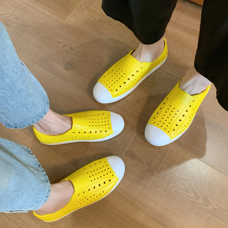 

New Shoes Men Light Quick-drying Beach River Walking Shoes Breathable Summer Men Sandals Women Water Shoes 2022 Hot
