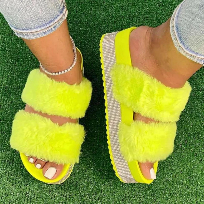 

Fur Rhinestone Women Slippers Platform Wedges Heel Black Faux Flur Non Slip Outside Indoor Slides Fashion Luxury Shoes Ladies