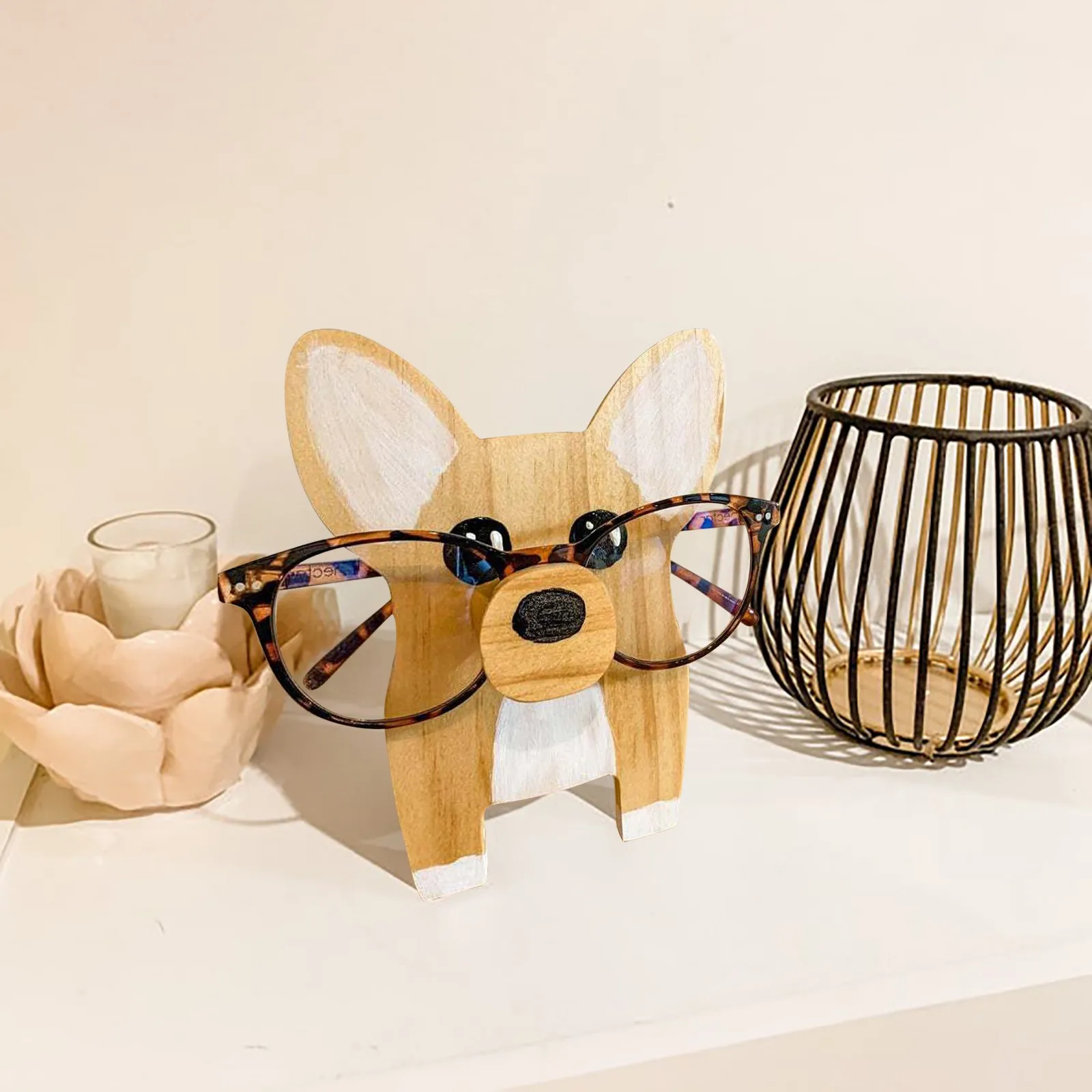Подставка для очков "Corgi Dog Frame" в виде симпатичной деревянной новогодней игрушки для украшения стола.