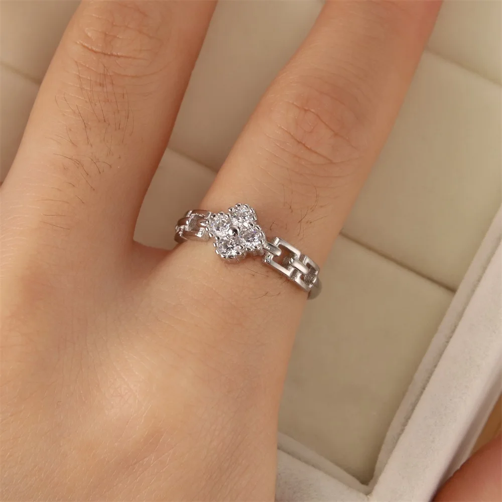 

Fashion Jewelry S925 Silver Ring New Fresh Four-Leaf Hollow Diamond Ring Female Inlaid Zircon Simple Ring Romantic Jewelry Gift