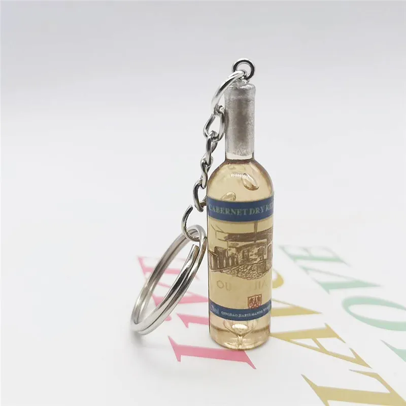 

Cute Novelty Resin Beer Wine Bottle Keychain Assorted Color for Women Men Car Bag Keyring Pendant Accessions Wedding Party Gift