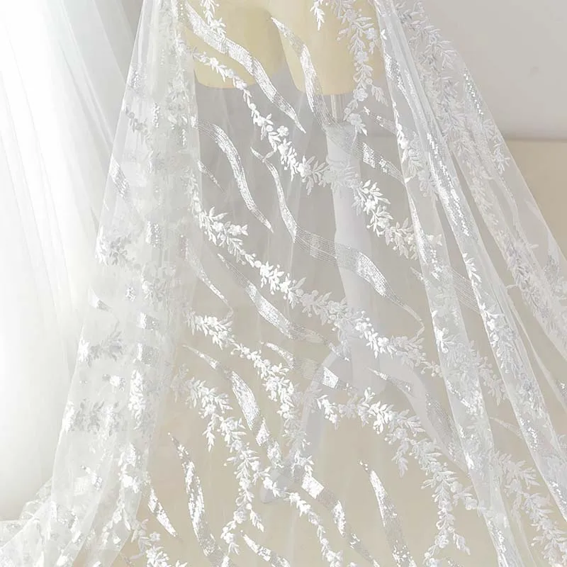 

Lace Embroidery Sequined Tulle White Fabric For Wedding Dresses Quality 2021 Sold By Meter Lovely Women Clothing Decoration G578