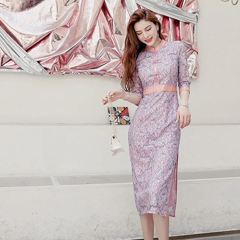 

2020 SPRING EMBROIDERED LACE SIDE SPLIT MIDI DRESS