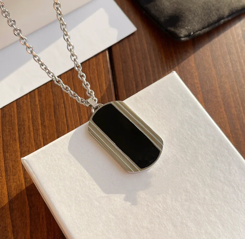 

Новое высококачественное мужское ожерелье из нержавеющей стали с биркой и именем