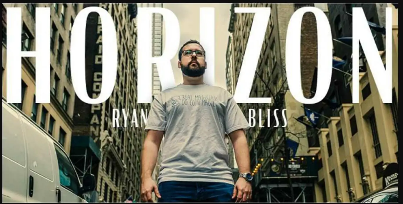 

Horizon by Ryan Bliss , magic tricks (no props)