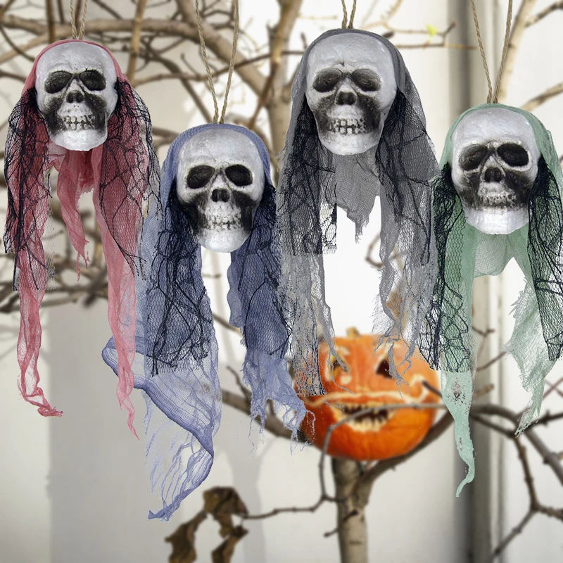 

Halloween Skull Hanging Ornament Foam Skull Bride Cloth Bone Head Scene Layout Props for Hallowen Party Haunted House Decoration