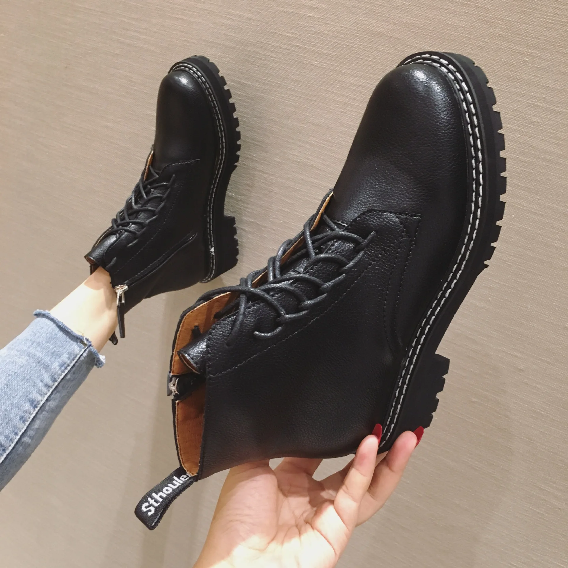 Сезон осень зима Новинка 2019 года Модные женские мотоциклетные ботинки в