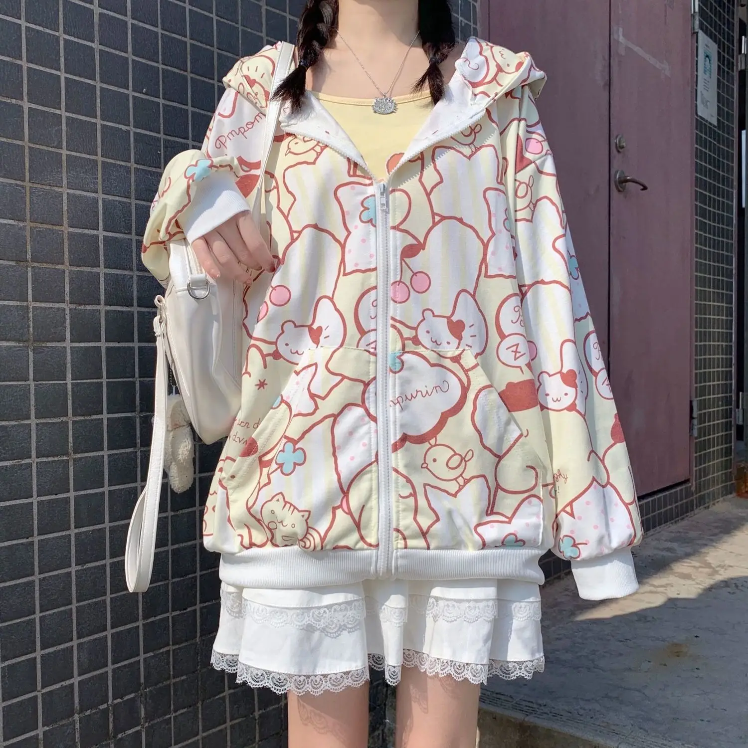 

Cute Cartoon Sweatshirt Female Harajuku Streetwear Funny Amine Hoodie Women Anime Teens Pullover High Street Tops Vintage Hoodie