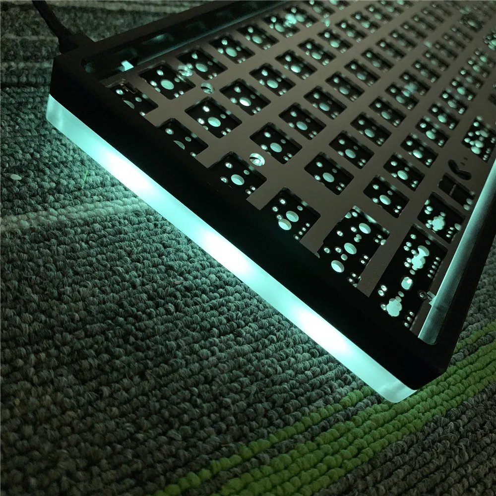 96 Mechanical Keyboard Kit DIY RGB bottom lamp