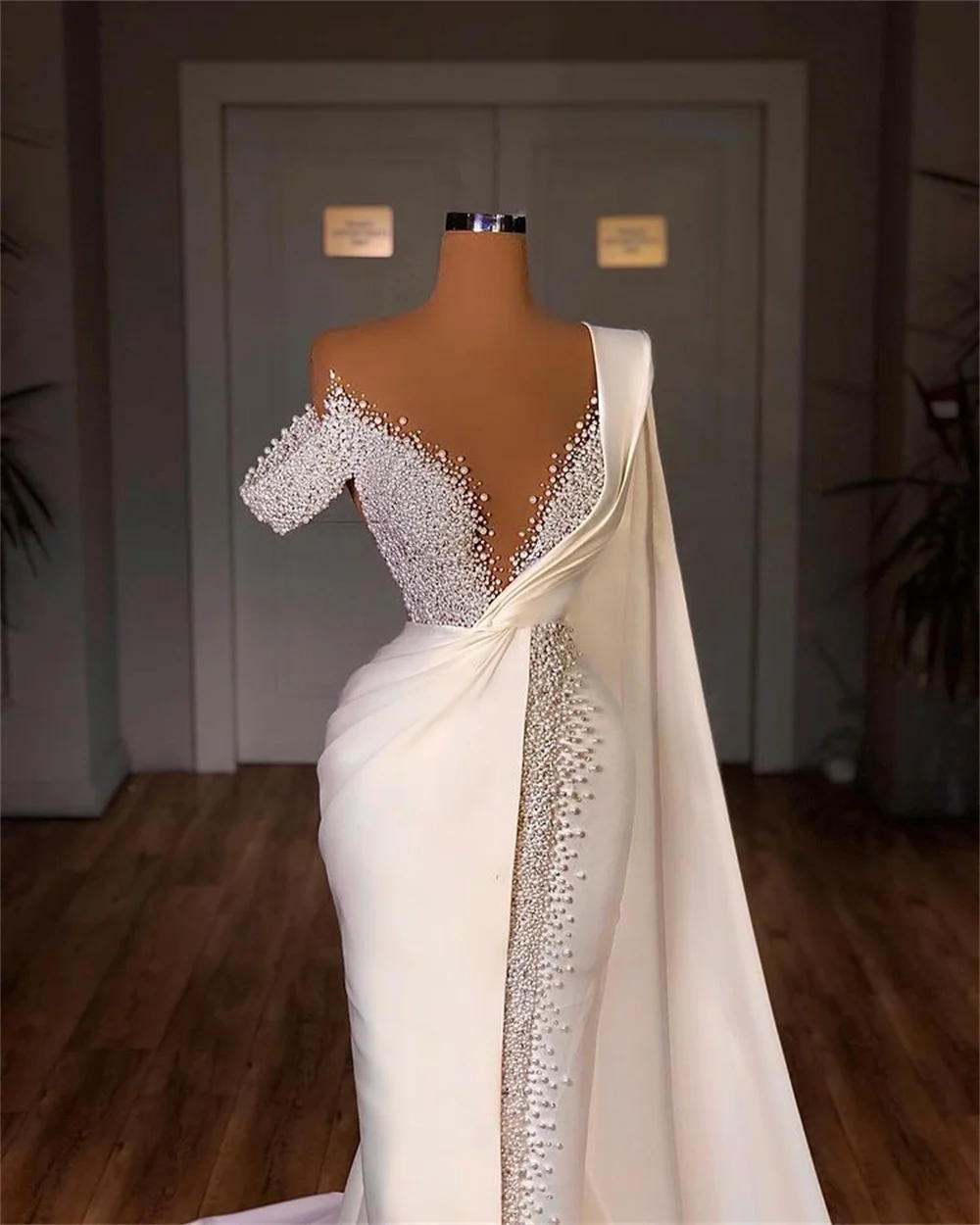 

White Dress Mermaid Beads and Pearls Evening Gowns One Shoulder dresses for women 2021 Elegant