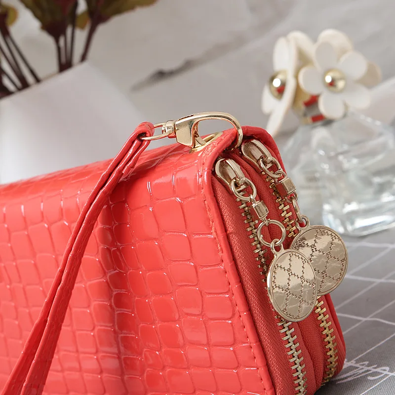 

Simple Solid Double Zipper Bright Leather Stone Grain Ladies Long Wallet Multi-Card Position Large-capacity Clutch