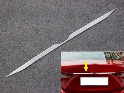 

Для Mazda3 Sedan 2014-2018, хромированная накладка на заднюю крышку багажника