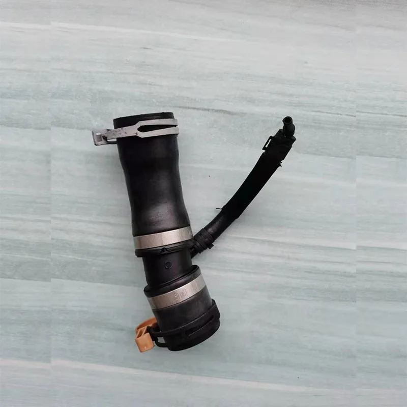 

LR049990 FOR LR4 Range Rove engine part thermostat coolant hose heater outlet hose