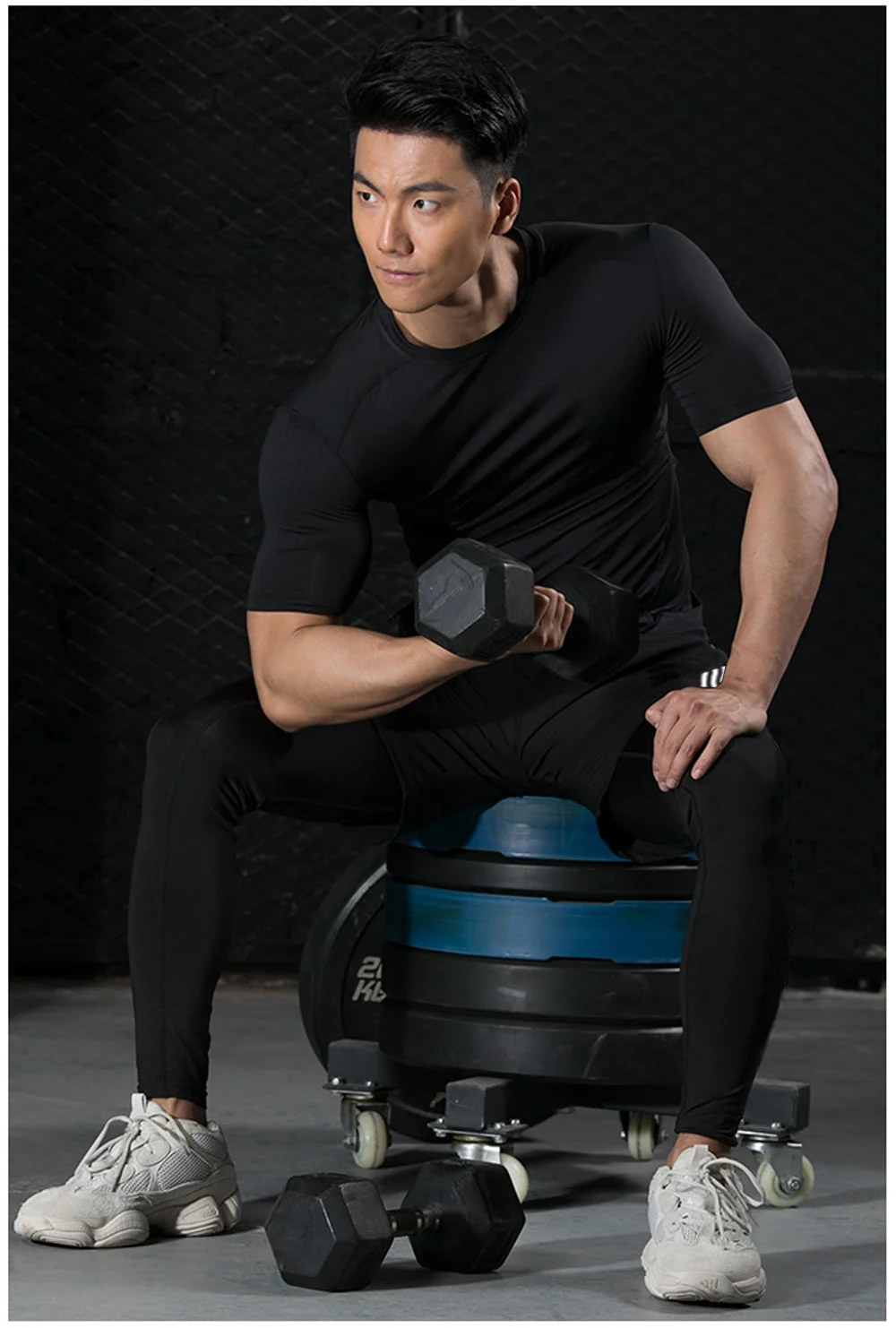 Костюм спортивный мужской из 2 предметов компрессионный для тренировок фитнеса