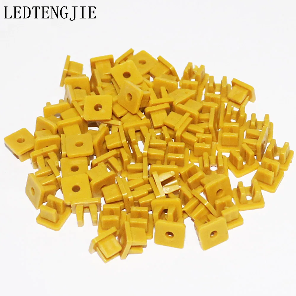 

LEDTENGJIE 100Pcs Plastic Clips Fasteners Yellow Square Universal Car Lights Fixed Buckle Car Accessories