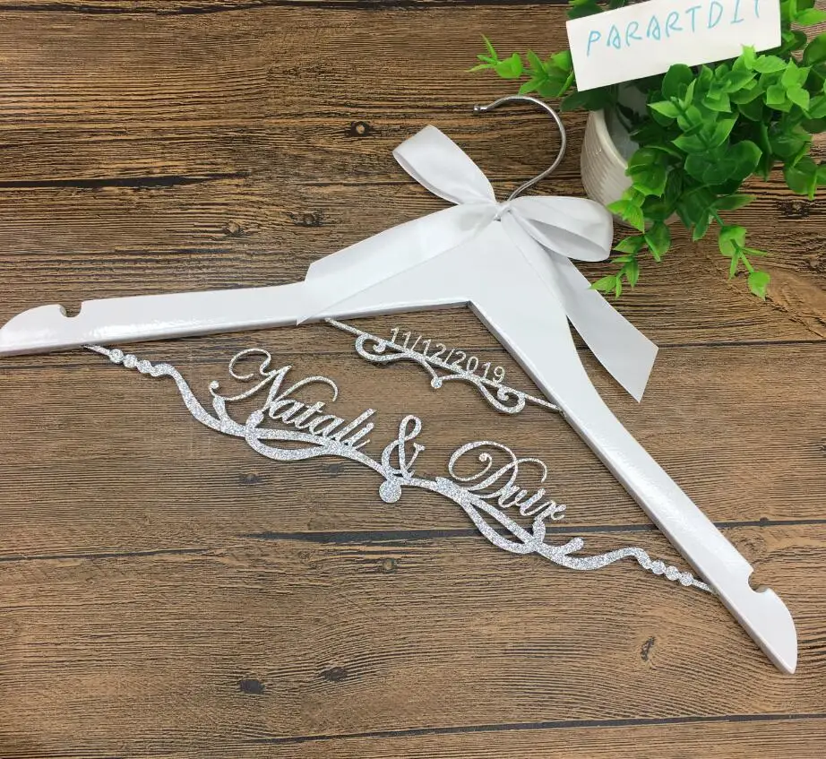 Персонализированные блестящие серебряные Свадебные вешалки для одежды