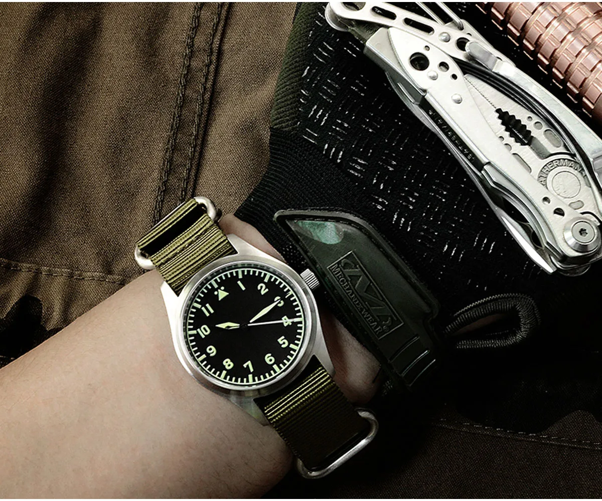 

San Martin Pilot Military Watch Men's Quartz Wrist Watches NATO Nylon Strap Sapphire Glass Luminous Waterproof 200m Mens Watch