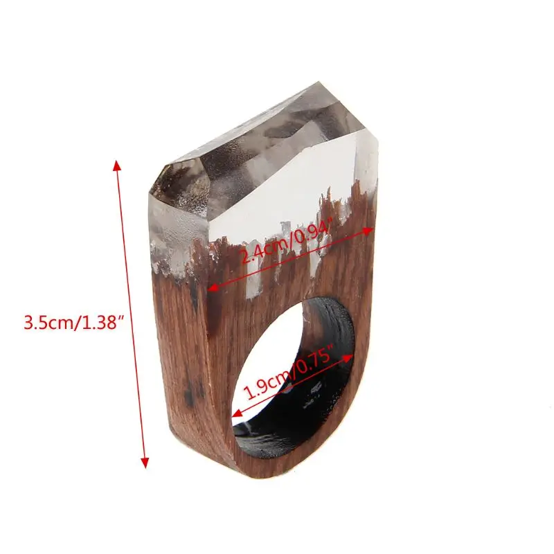 Кольцо из дерева и смолы ручной работы с пейзажем тайного леса внутри украшения |