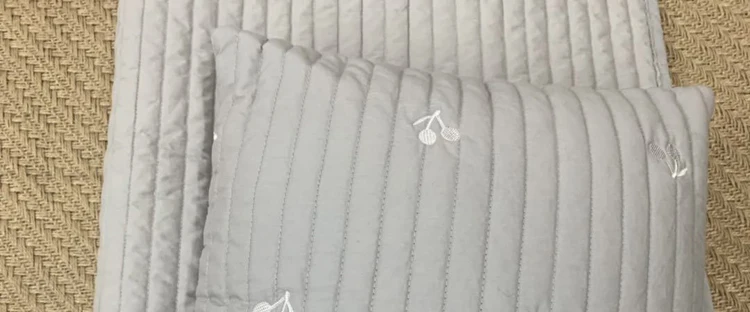 Gray pillow Корейское детское одеяло, Комплект постельного белья, хлопок, вишня, вышивка стеганая, Детские комплекты в кроватку, кровать, одеяло, s для новорожденного ребенка, девочка, мальчик, кроватка - Цвет: Gray pillow