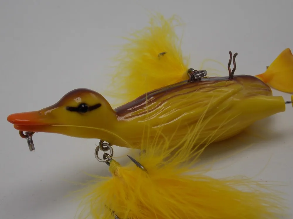 Жесткий 1 унций Topwater оранжевый утка рыболовные приманки с вращающимися ластами 1PK