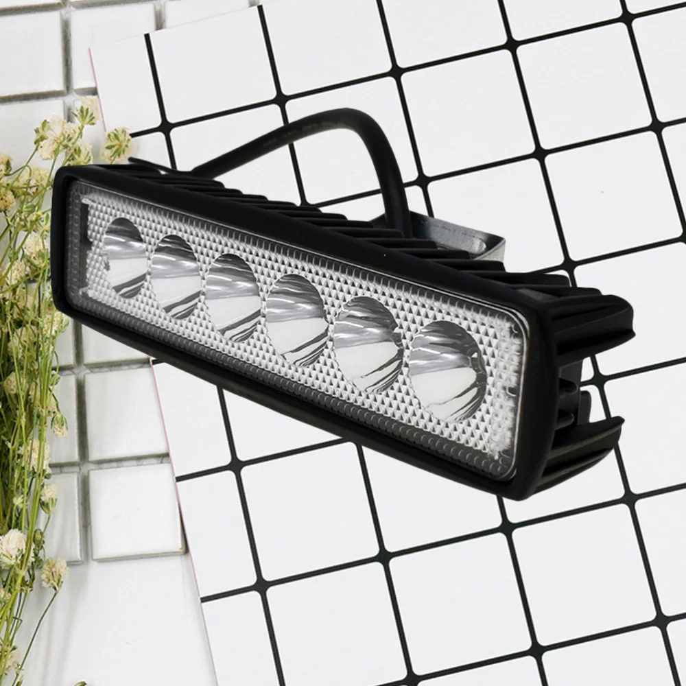 Светодиодная панель рабочего освещения для внедорожников 18 Вт 6