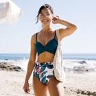 Купальник-бикини с чашками пуш-ап и цветочным принтом