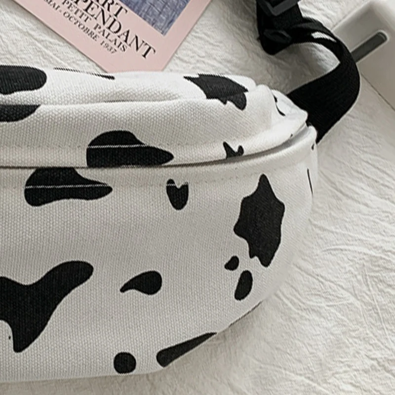 

Cow Canvas Small Messenger Bag Wild Girl Cute Student Chest Bag Waist Bag Female