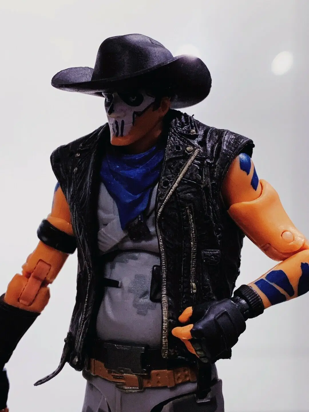 

1:12th Black Plastic jacket + Hat For 6" soldier Doll (no figure)