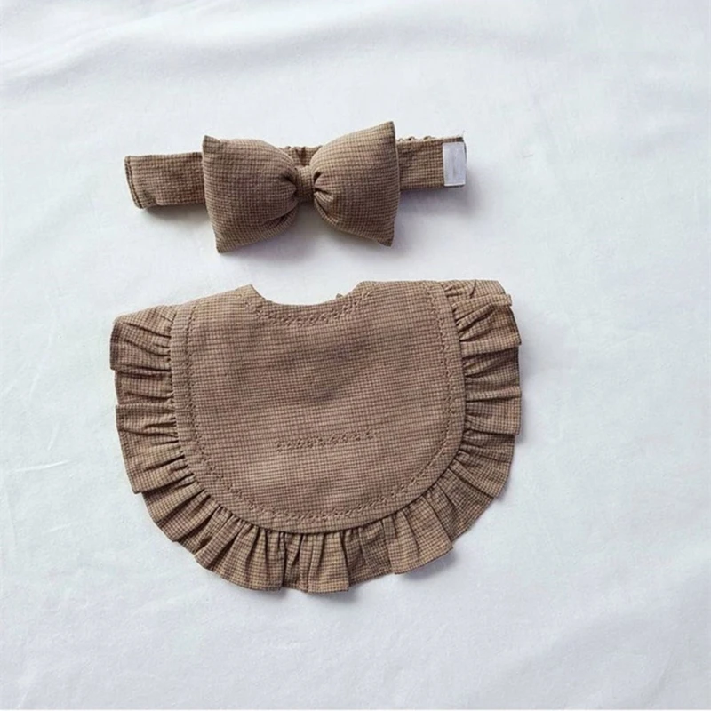 

2Pcs Baby Bib and Bow Headband Set Solid Color Ruffles Newborn Infant Saliva Towel Burp Cloths Hair Band Feeding Smock